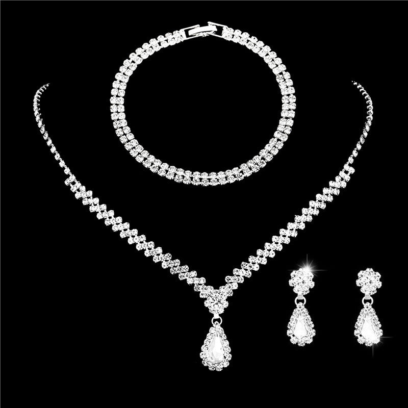 Rhinestone Bridal Jewelry Set with Tassel Design